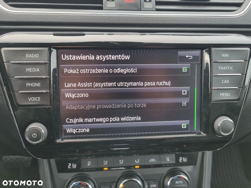 Skoda Superb 2.0 TSI L&K DSG - 24