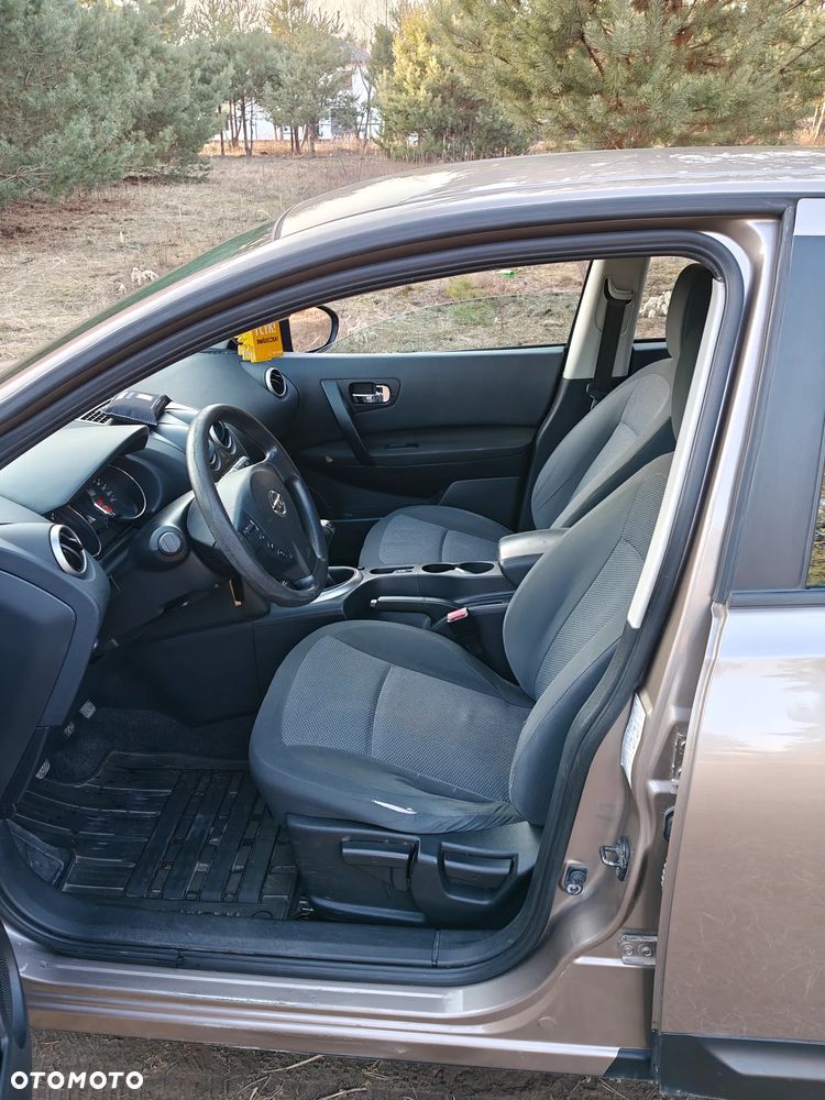 Nissan Qashqai 1.6 Visia - 10