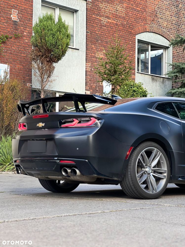 Chevrolet Camaro - 12