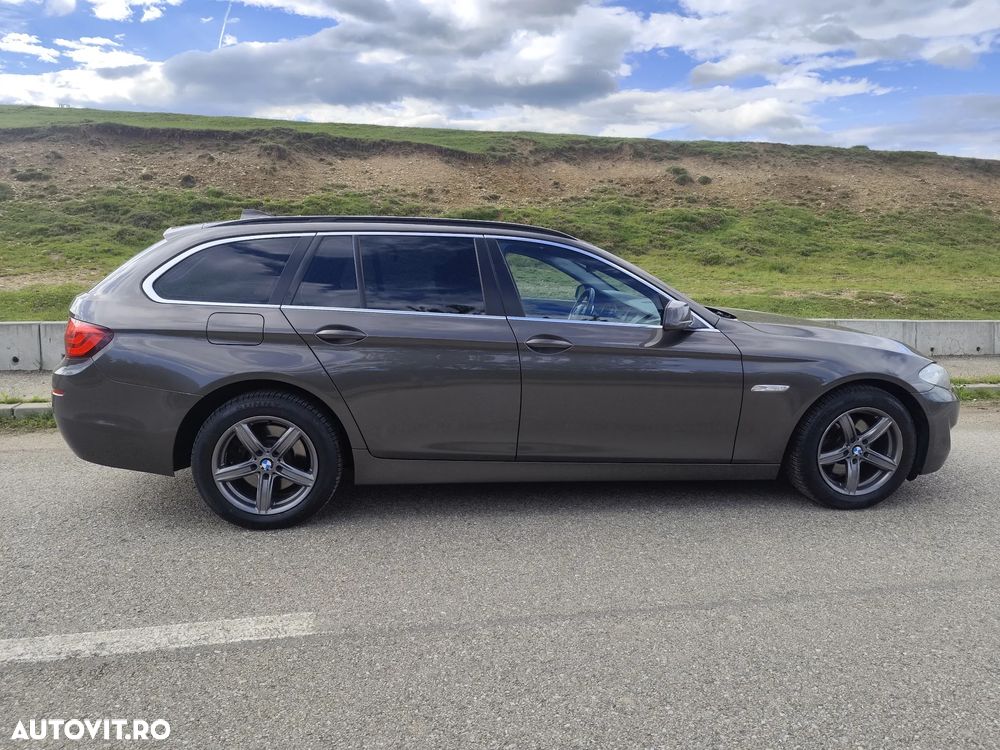 BMW Seria 5 520d Sport-Aut. - 8