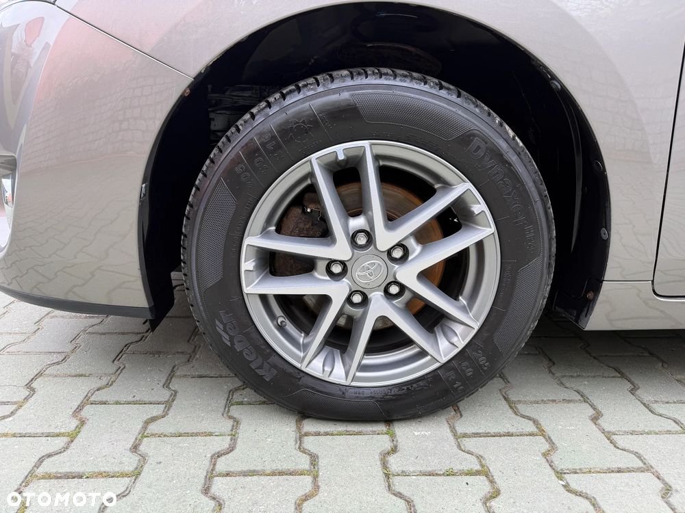 Toyota Verso 1.8 Premium 7os - 12