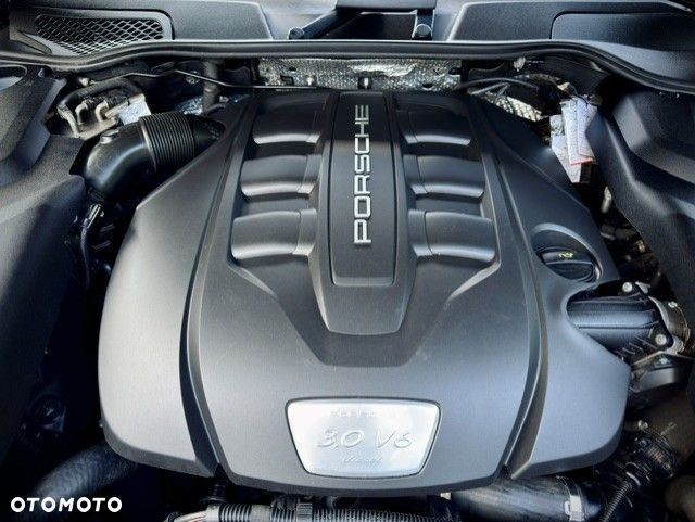 Porsche Cayenne Diesel Platinum Edition - 26