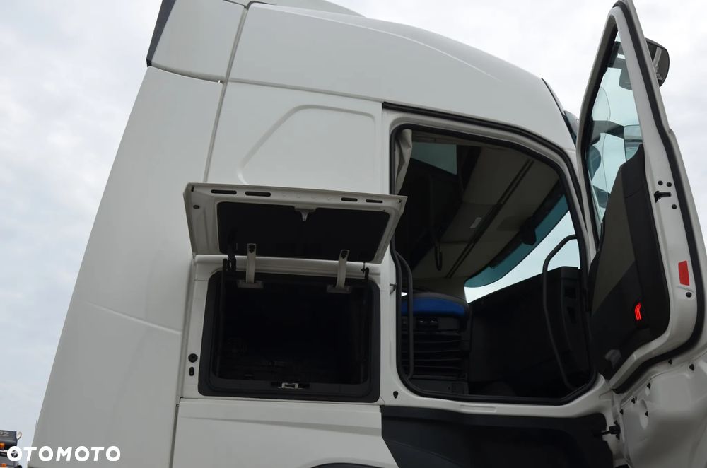 Volvo FH 500 NEW / 2022r / EURO 6 / KAMERA / ACC / PÓŁSKÓRY / LED / KLIMA P. / DE / 9347 - 14
