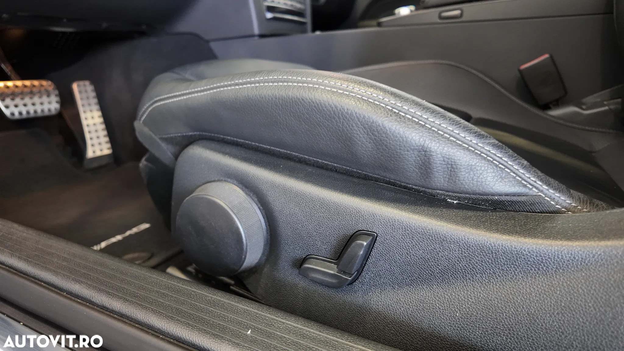 Mercedes-Benz E 220 (BlueTEC) d Coupe 9G-TRONIC - 12