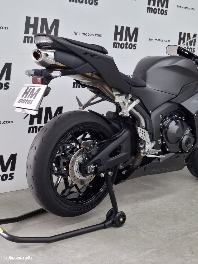 Honda CBR 600RR - 12