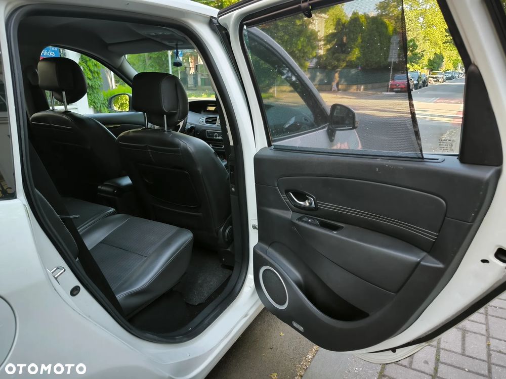Renault Scenic TCe 130 Dynamique - 19