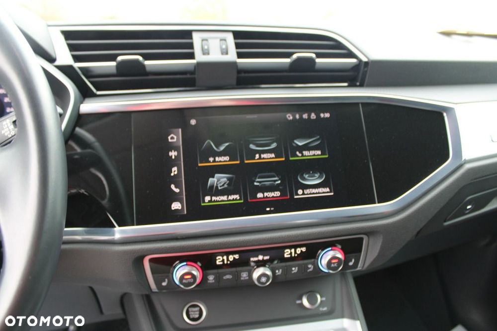 Audi Q3 - 30