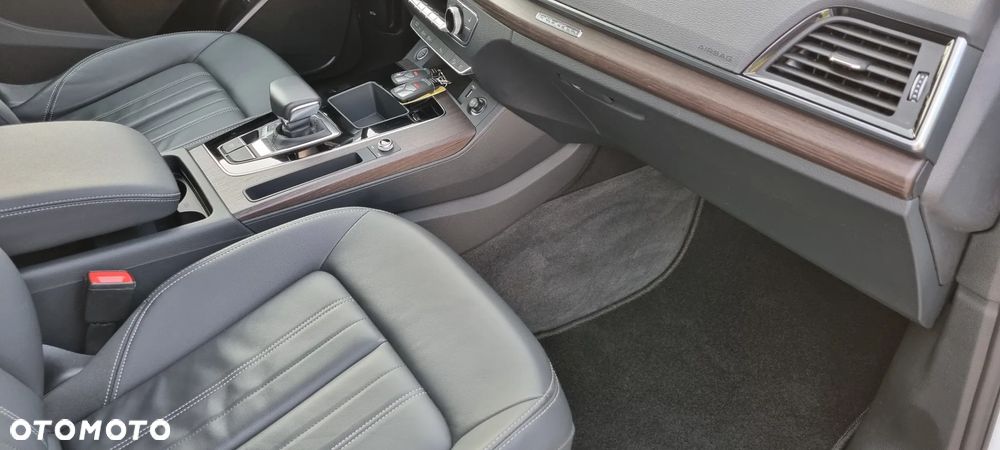 Audi Q5 40 TFSI quattro S tronic advanced - 6