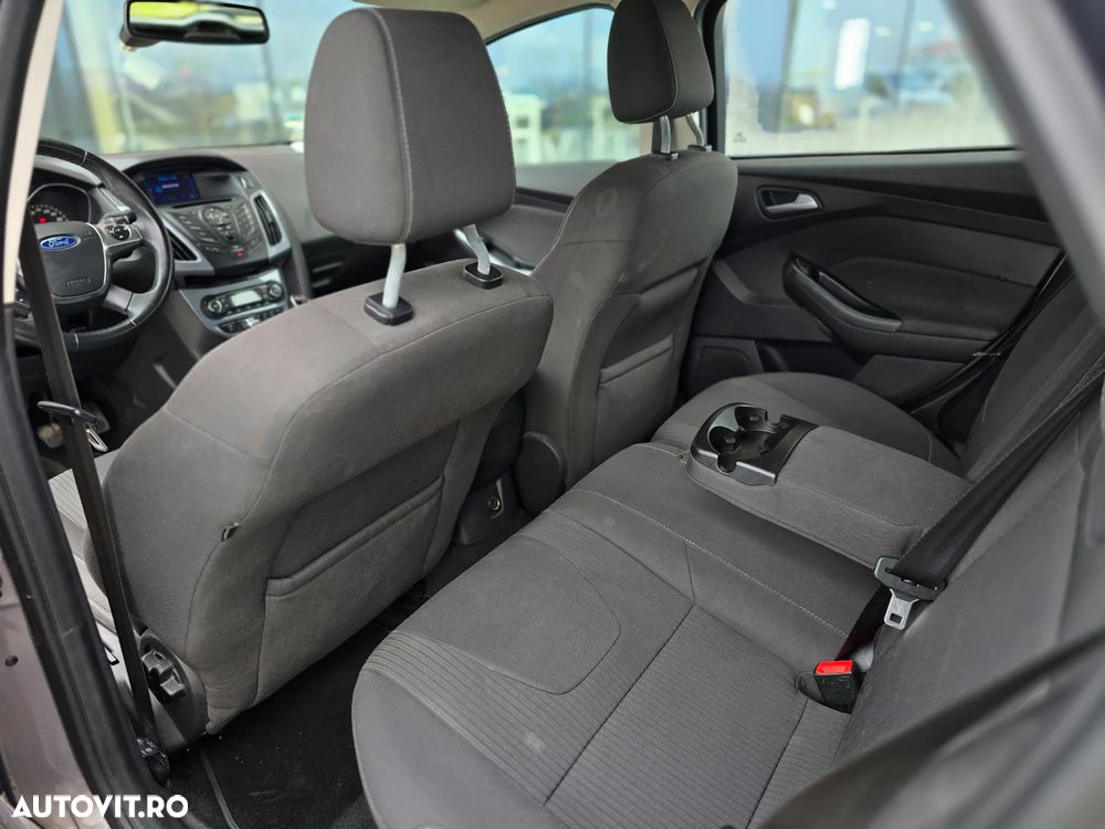 Ford Focus 1.6 TDCI ECOnetic 88g Start-Stopp-System Titanium - 26