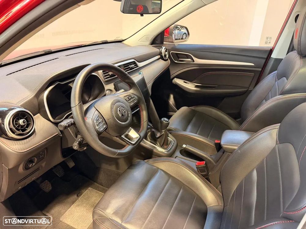 MG ZS 1.0 T-GDI Luxury — fotografia 32