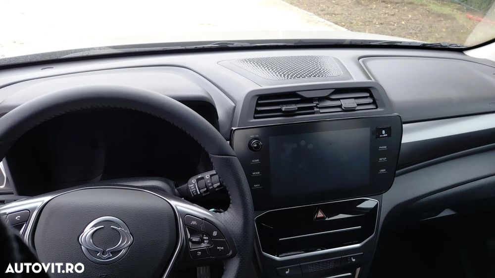 KG Mobility Tivoli - 27