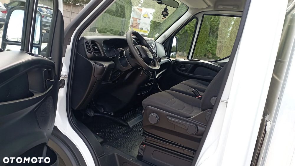 Iveco DAILY 35C18 3.0TDI 180KM KONTENER 8-PALET - 11