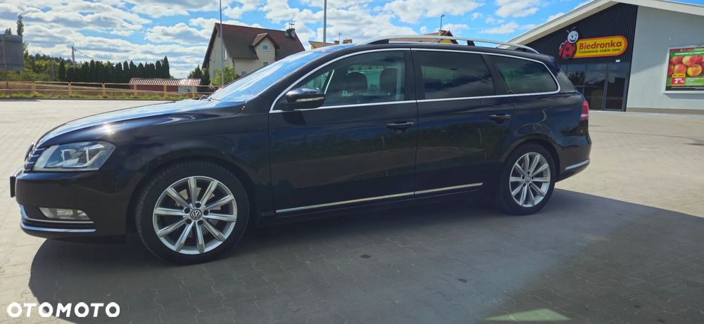 Volkswagen Passat Variant 2.0 TDI DSG BlueMotion Technology Comfortline - 4