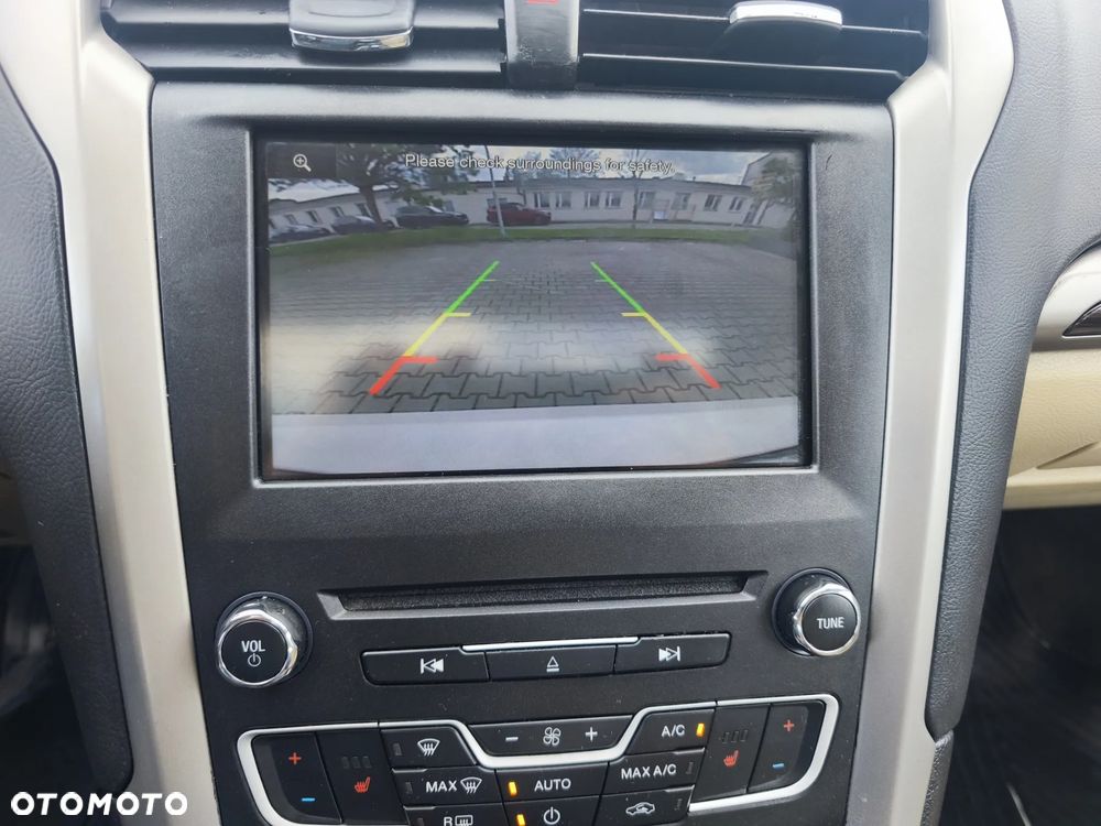 Ford Fusion - 20