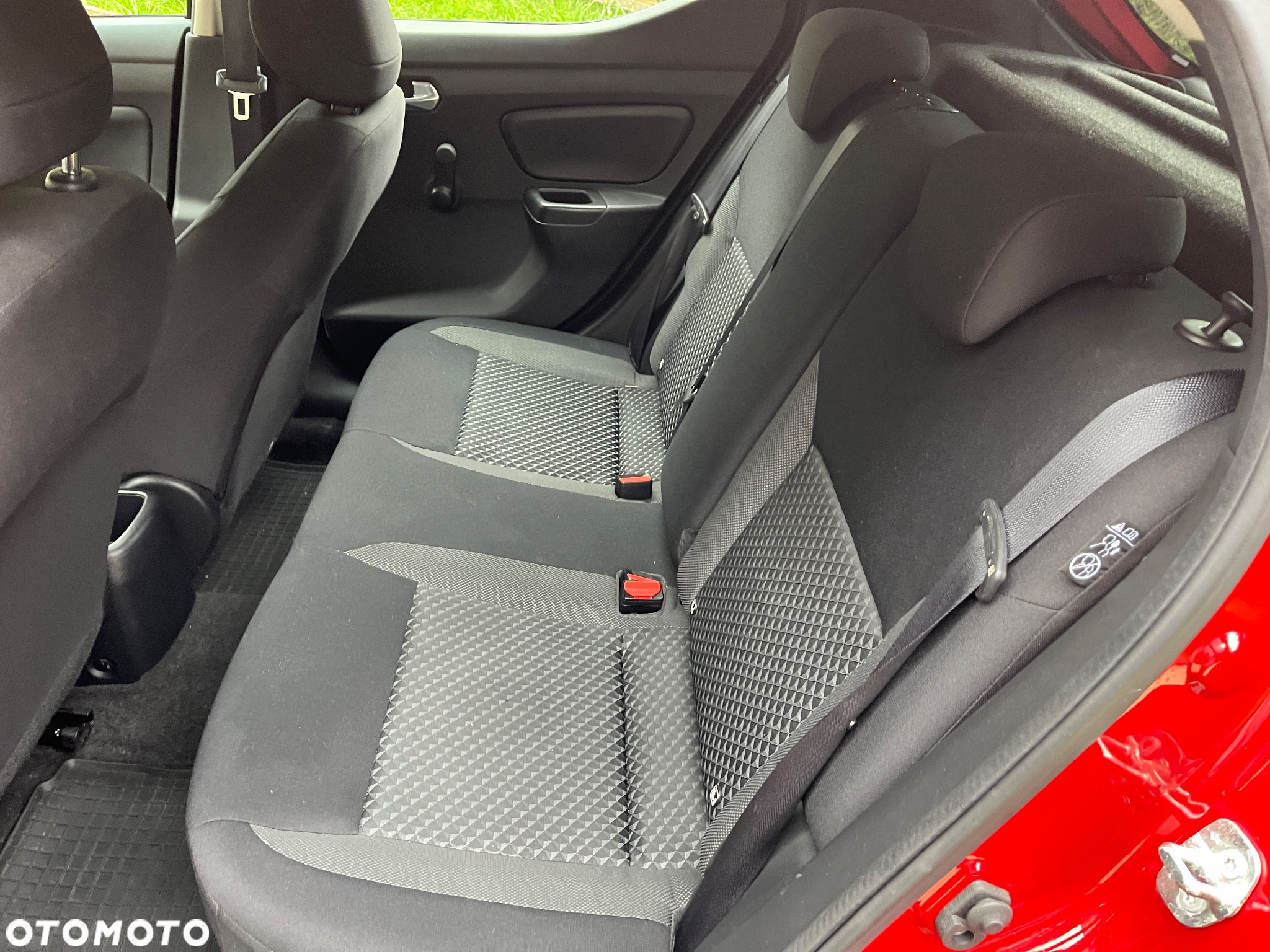 Nissan Micra 1.0 IG-T Tekna - 12