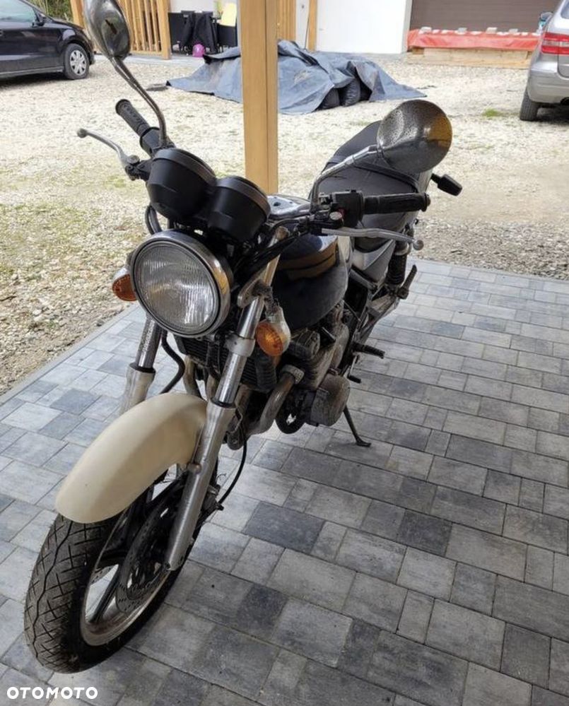 Kawasaki Zephyr - 8