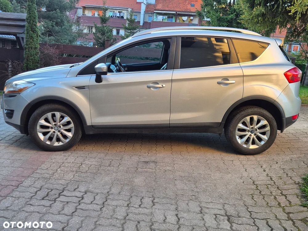 Ford Kuga - 8