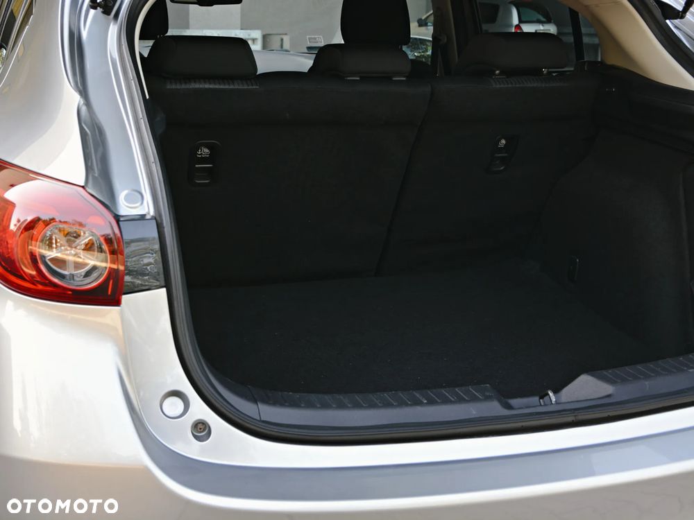 Mazda 3 2.0 Skyenergy EU6 - 29