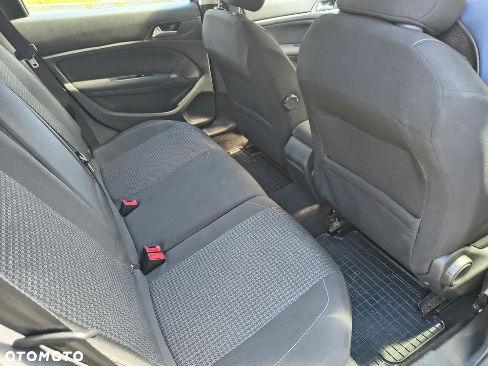 Peugeot 308 - 7