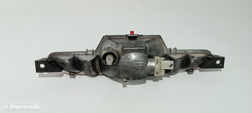 FAROLIM TRASEIRO CENTRAL PEUGEOT 208 ACCESS - 5