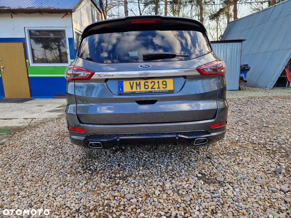 Ford S-Max - 8