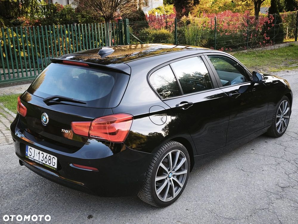 BMW Seria 1 118i Sport Line - 26