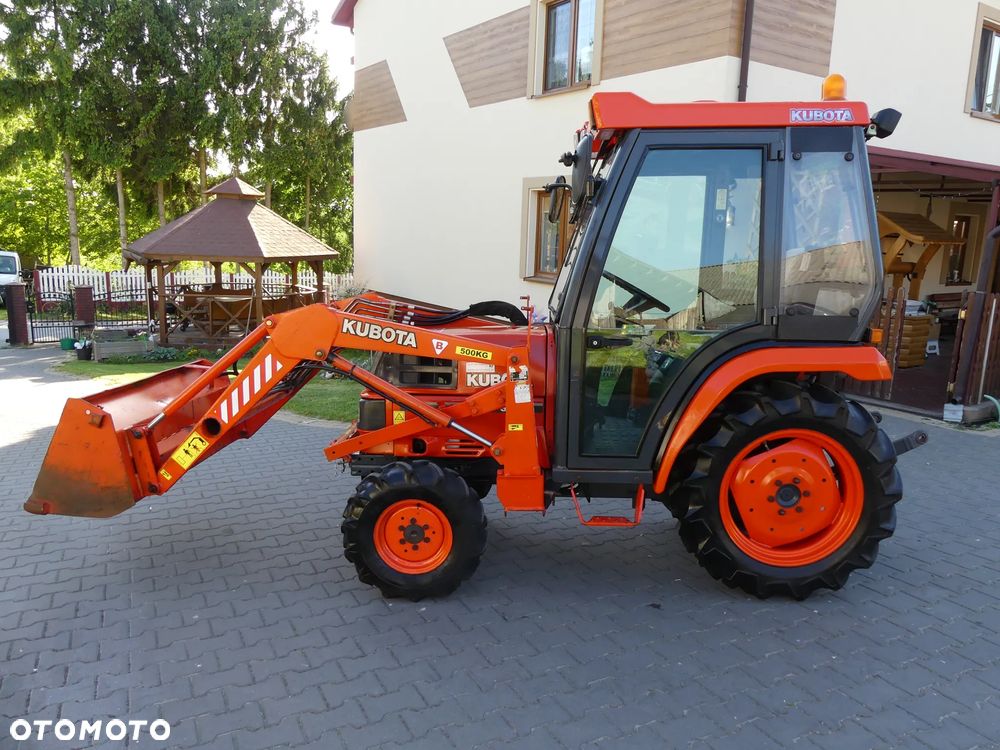 Kubota ST 30*30KM*4X4*2000r.* TUR - 31