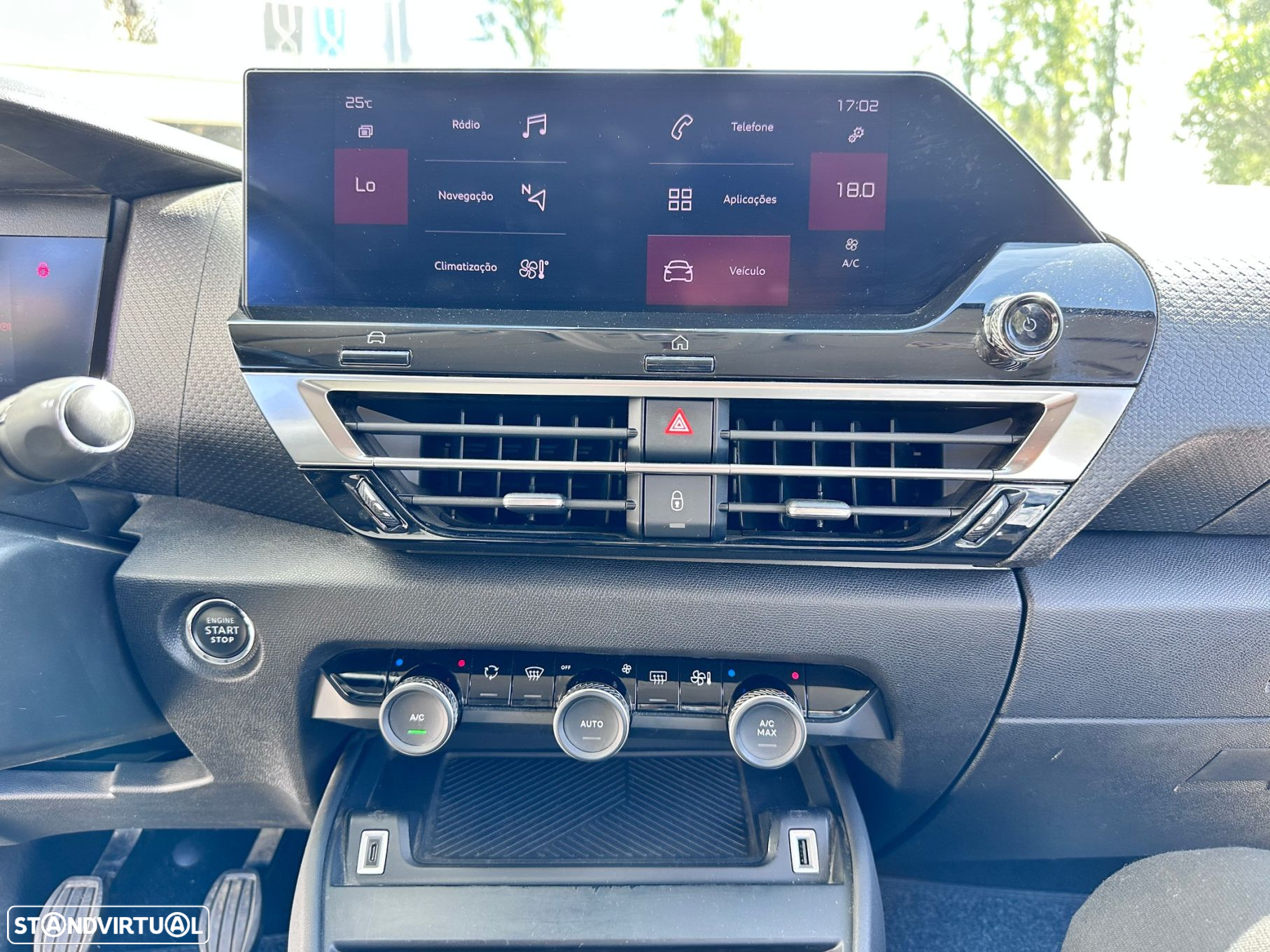 Citroën C4 1.2 PureTech Shine - 19