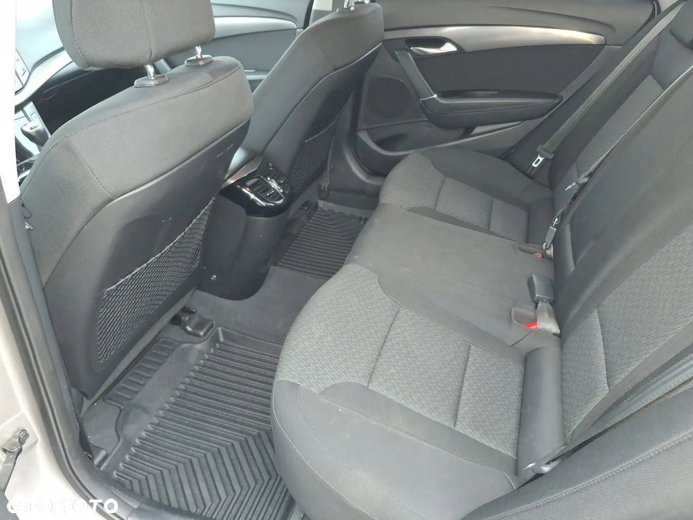 Hyundai i40 1.7 CRDi Comfort - 20