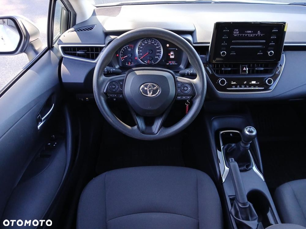 Toyota Corolla - 27