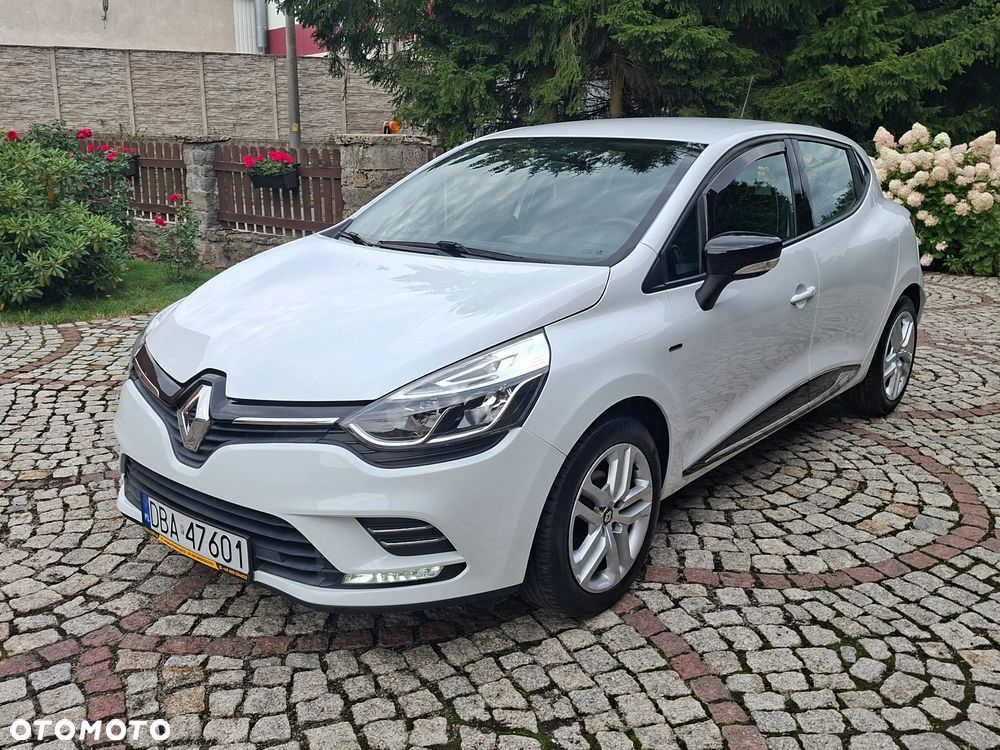 Renault Clio 0.9 TCe Limited - 1