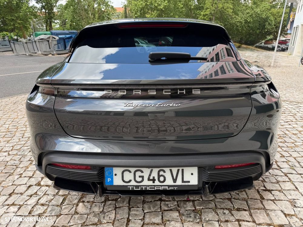 Porsche Taycan Cross Turismo Turbo - 28