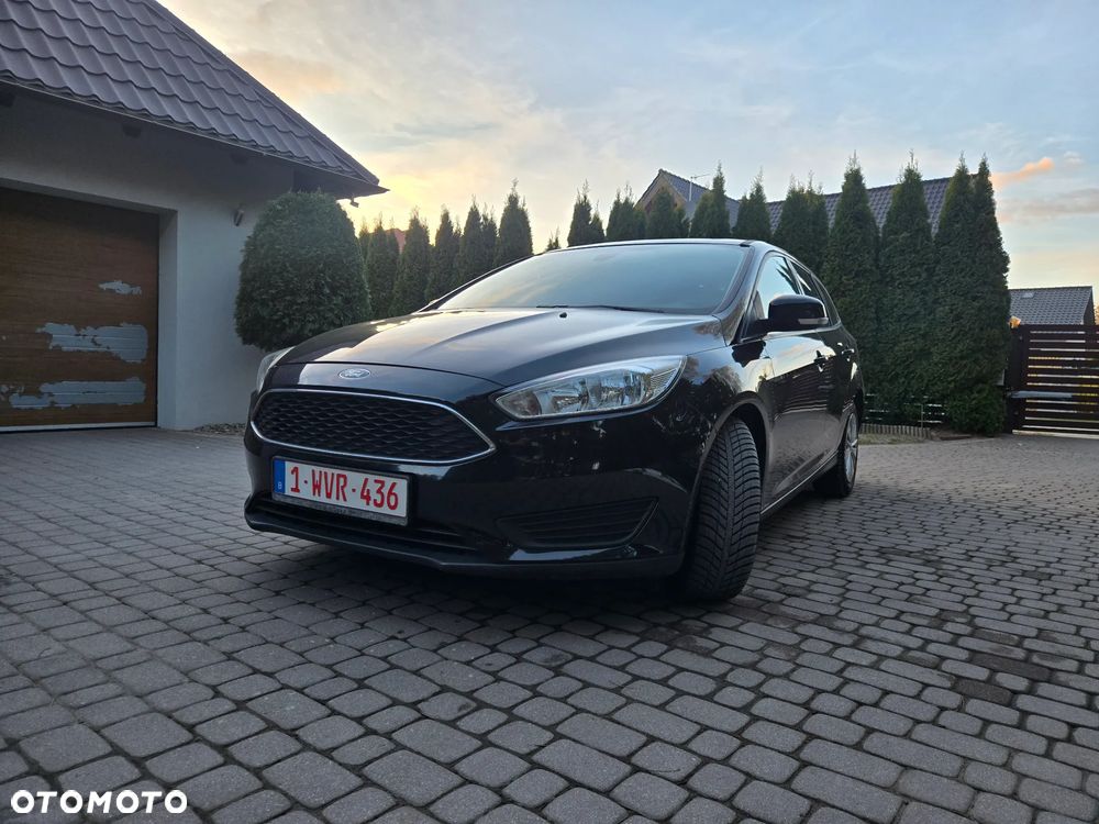 Ford Focus 1.6 TDCi DPF Start-Stopp-System SYNC Edition - 12