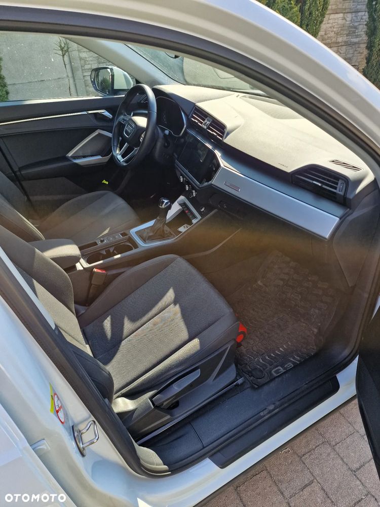 Audi Q3 35 TFSI S tronic - 10