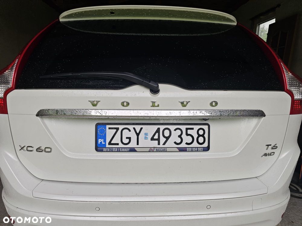 Volvo XC 60 - 22