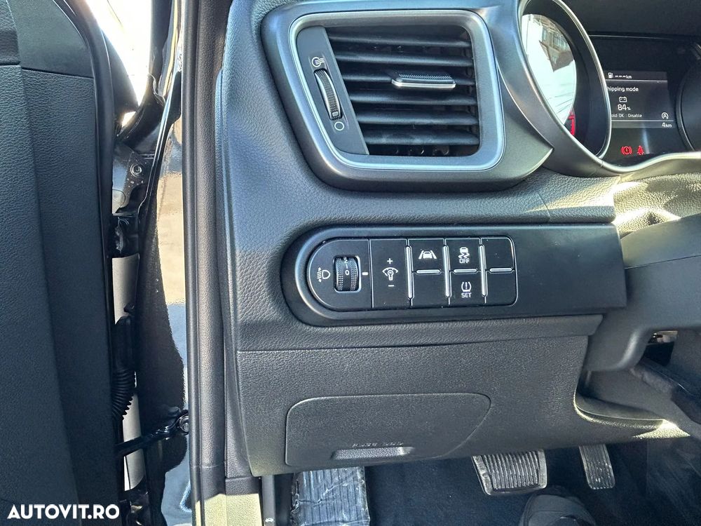 Kia XCeed 1.6 T-GDI 7DCT City - 20