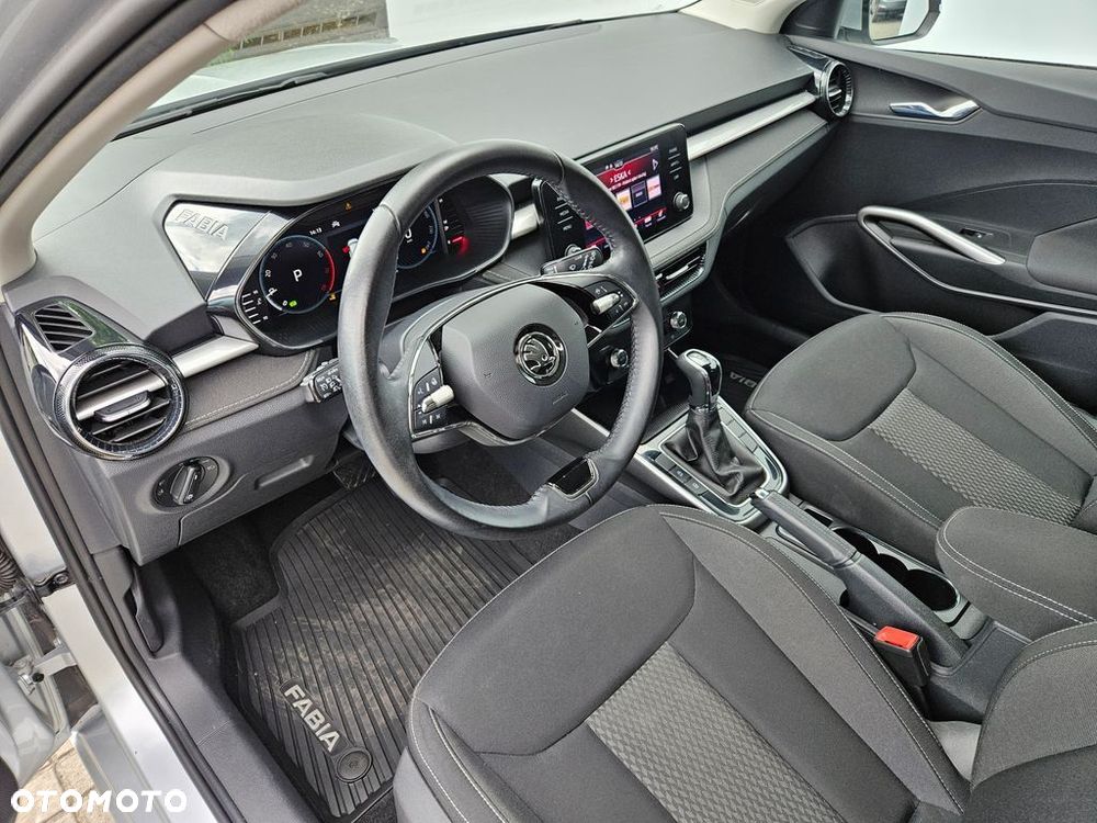 Skoda Fabia 1.0 TSI Style DSG - 17