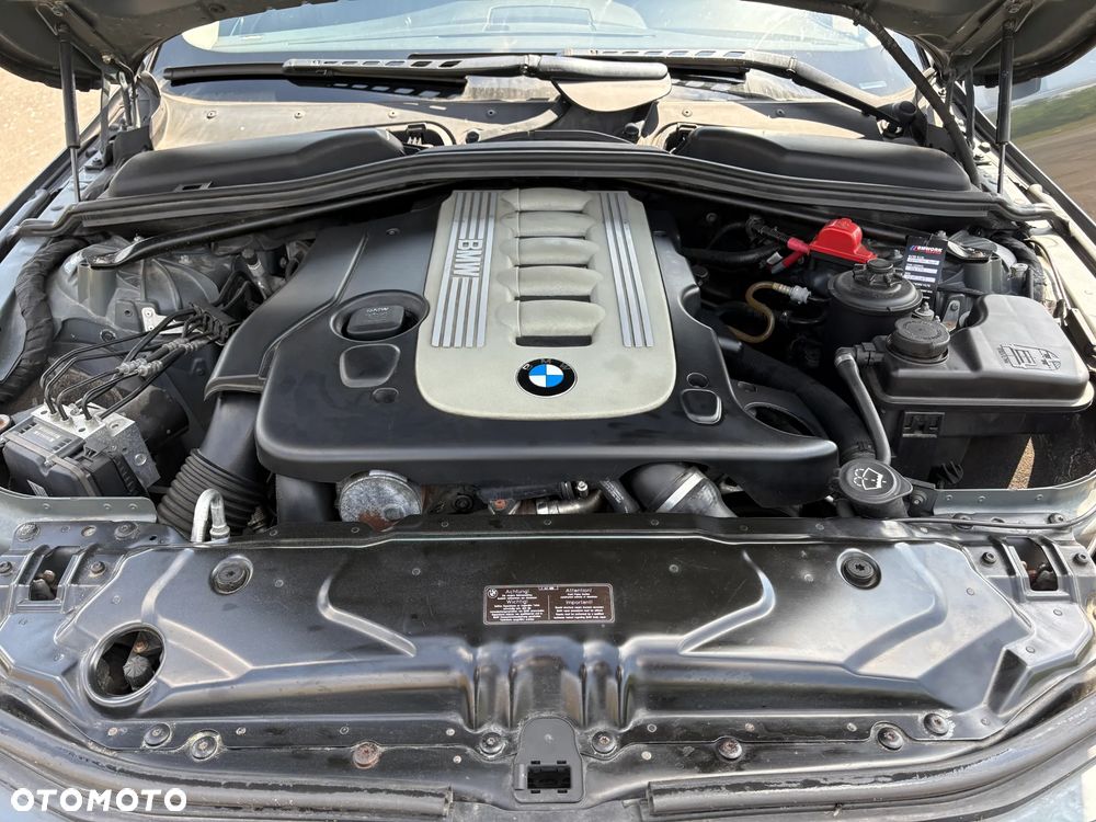 BMW Seria 5 525d Edition Lifestyle - 9