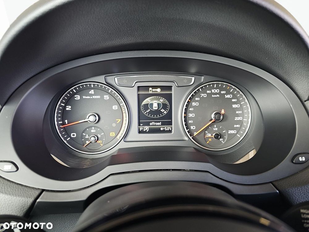 Audi Q3 - 19