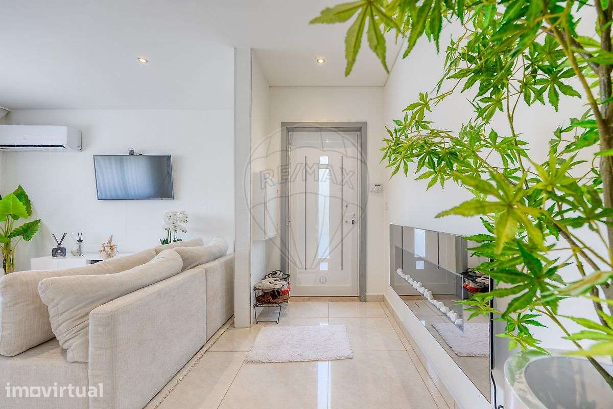 Apartamento T3 para arrendamento - Grande imagem: 2/28