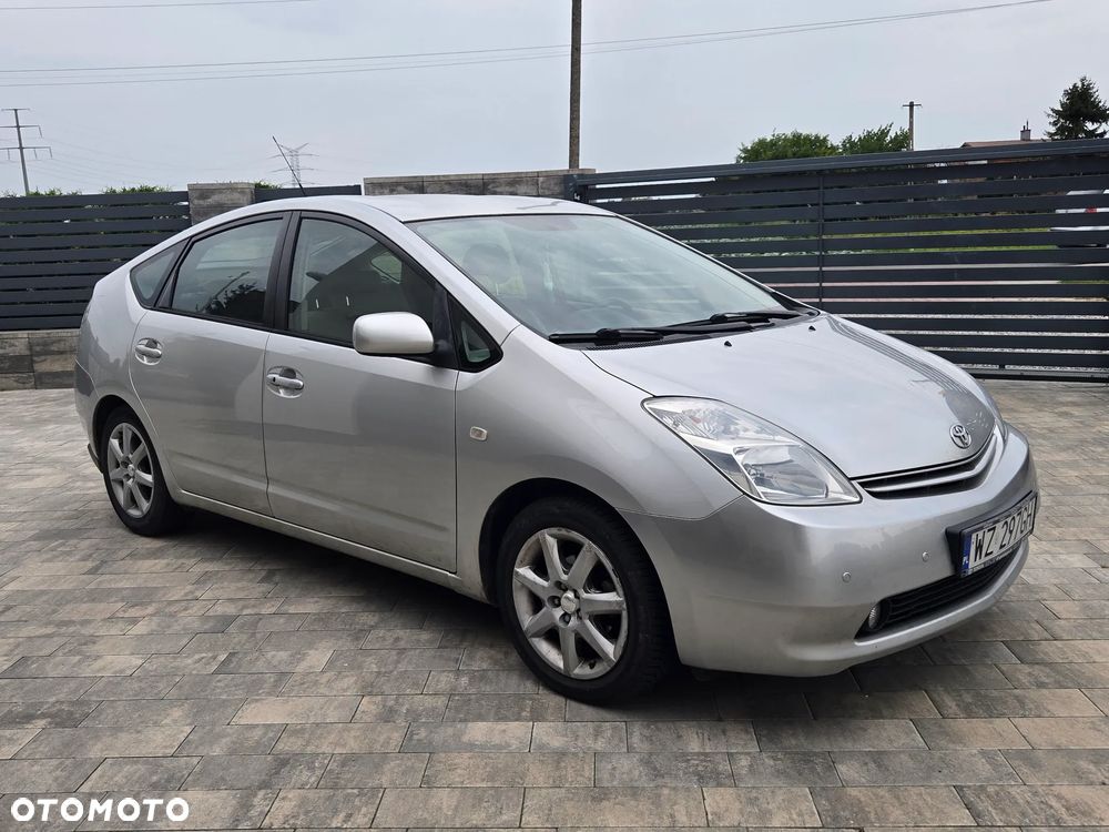 Toyota Prius 1.5 VVT-i Sol - 6