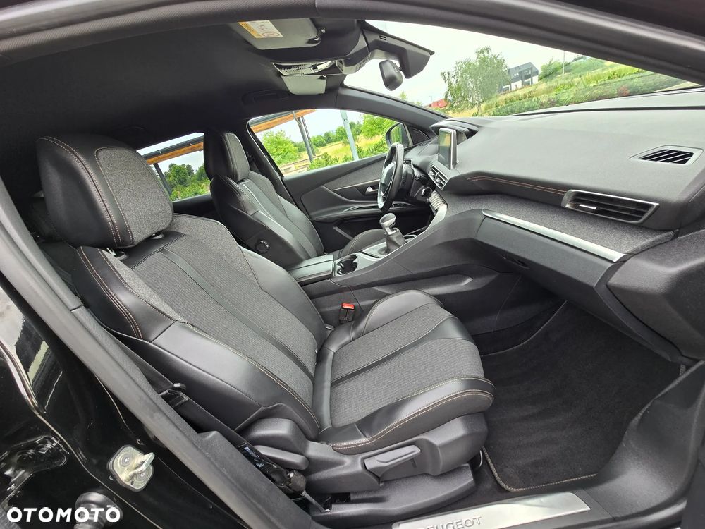 Peugeot 3008 - 15