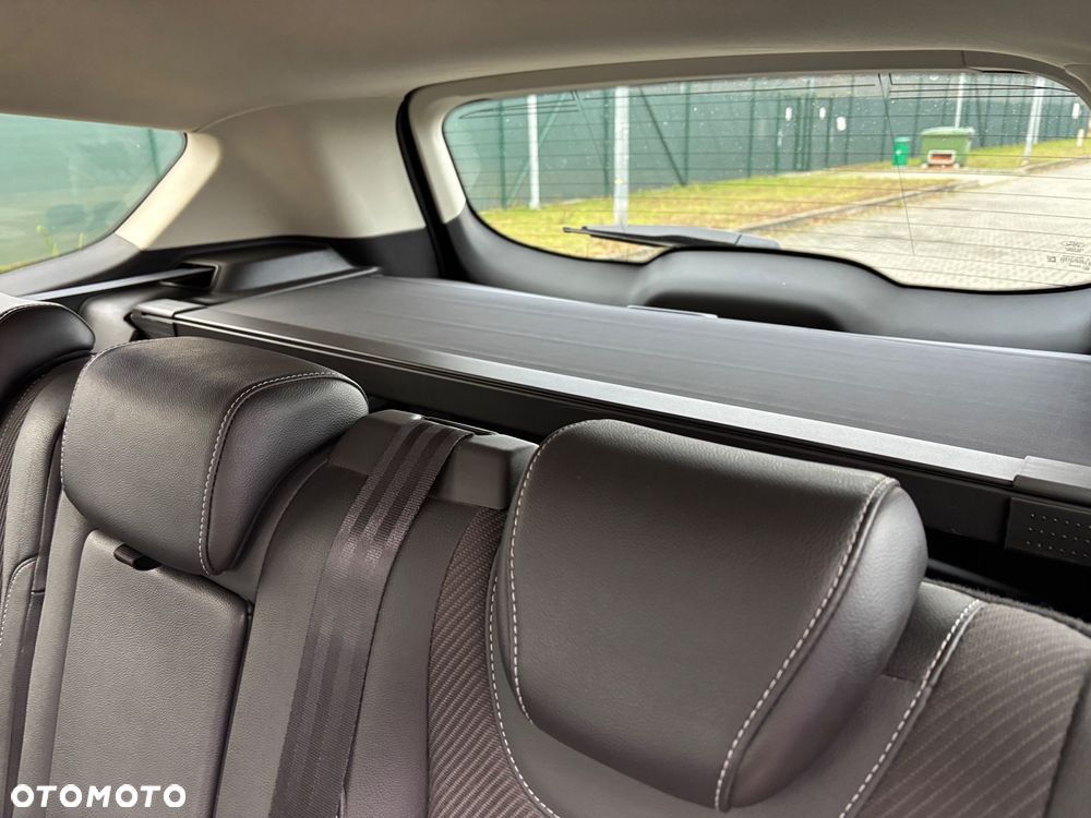 Ford Kuga 2.0 TDCi 4x4 Individual - 26