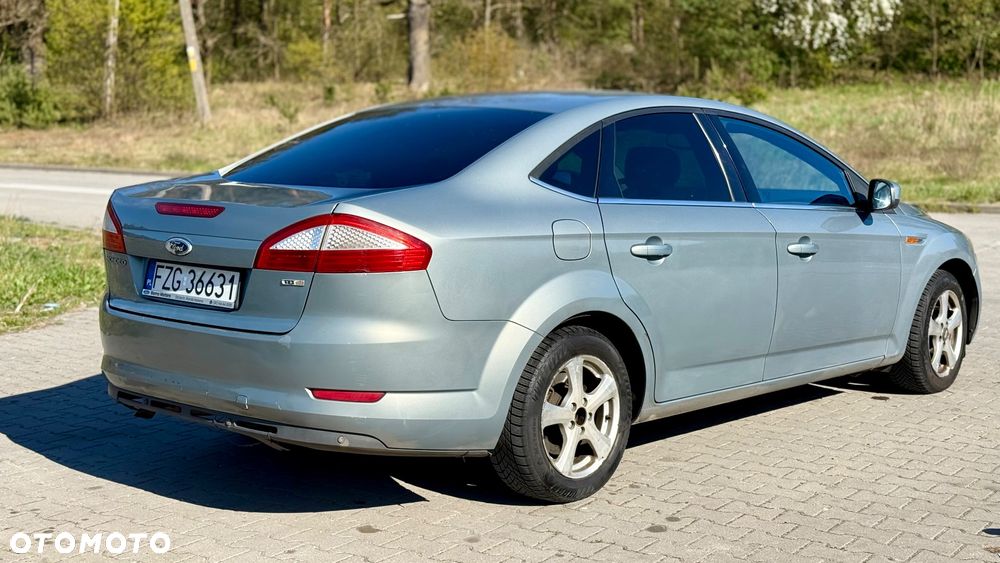 Ford Mondeo 2.0 TDCi Titanium - 4