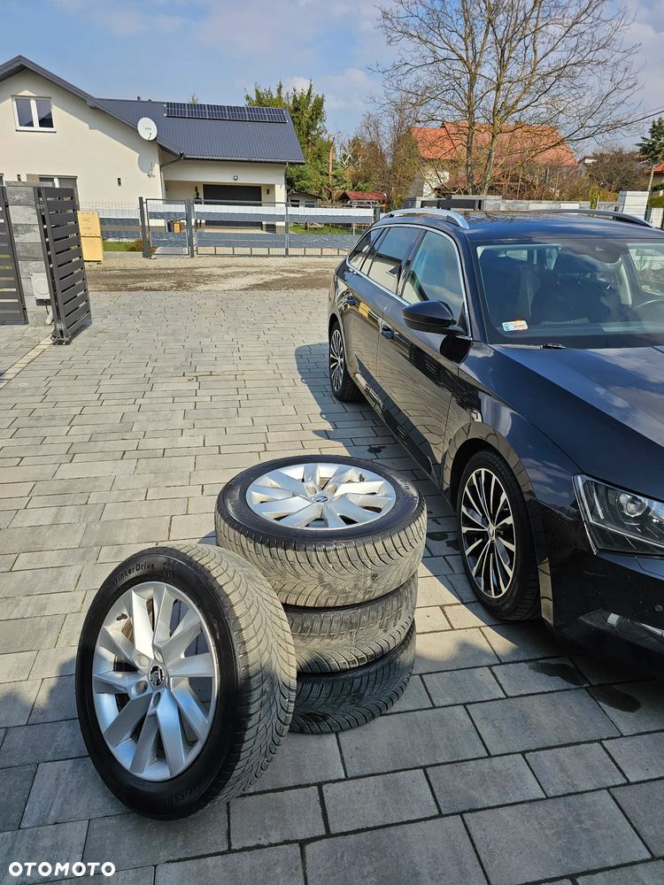 Skoda Superb - 25