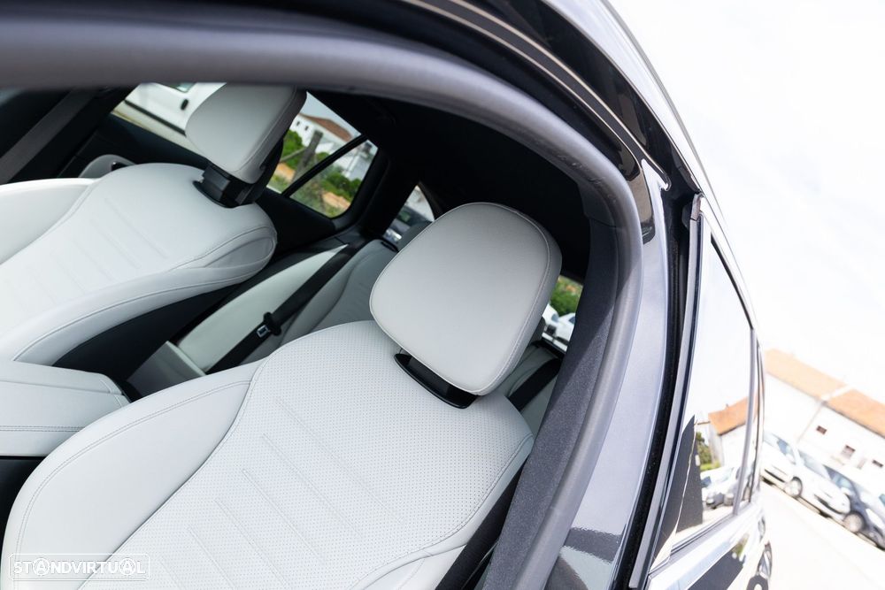 Mercedes-Benz C 300 d AMG Line - 27