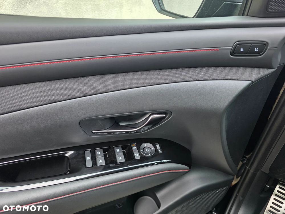 Hyundai Tucson 1.6 T-GDi HEV N-Line Ultimate 4WD - 38