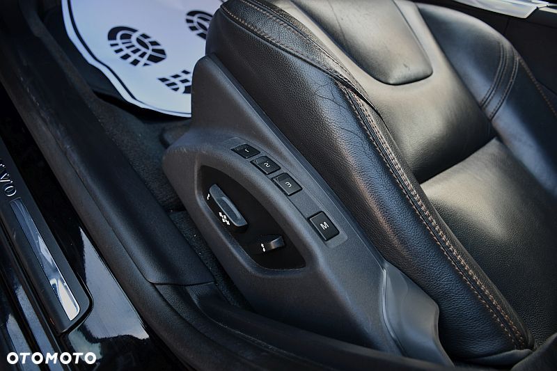 Volvo V60 Cross Country D4 Geartronic Summum - 19