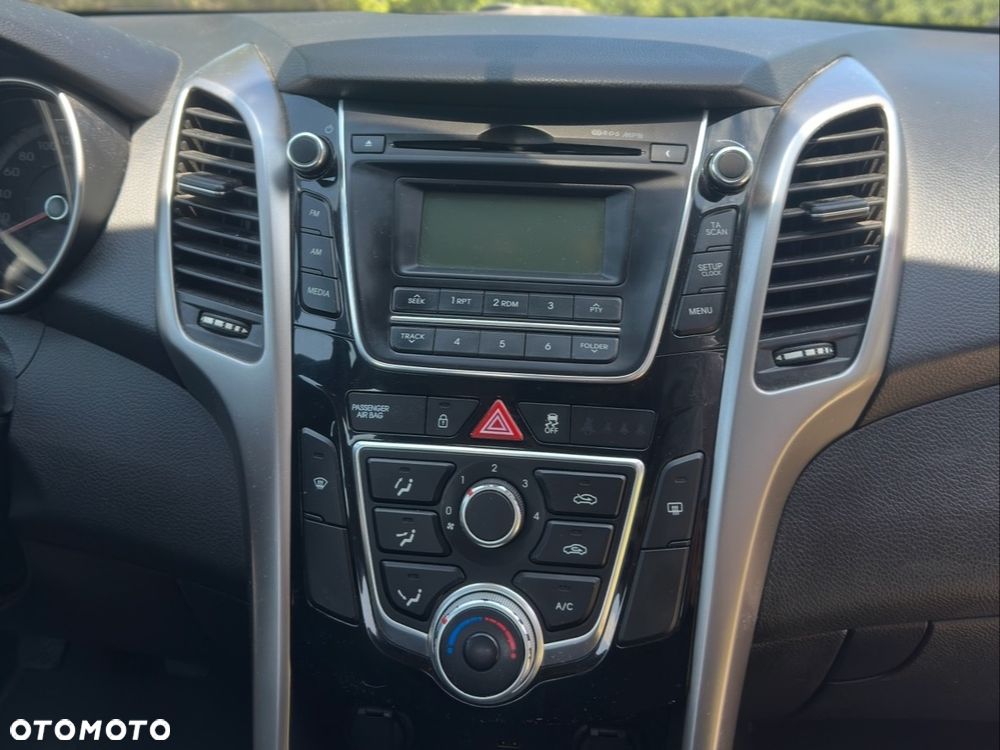 Hyundai i30 1.4 Premium - 10