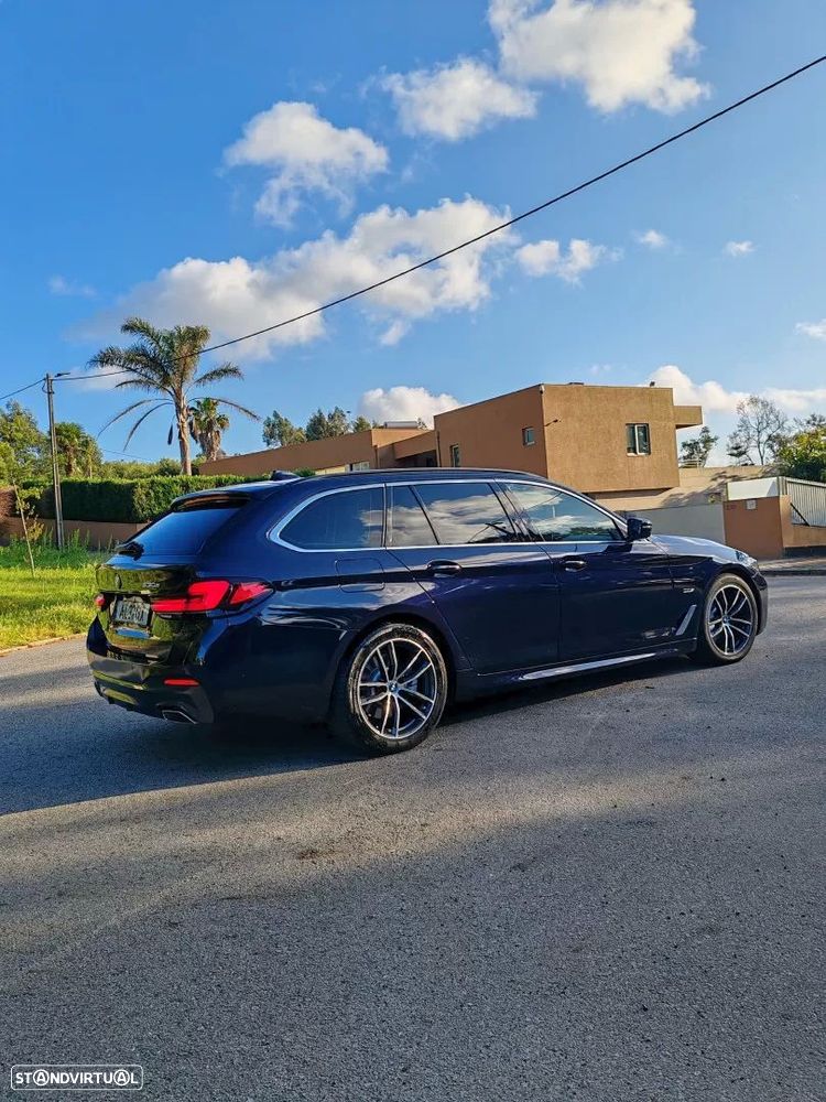 BMW 530 e Pack Desportivo M - 10